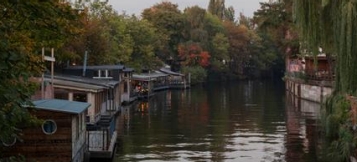 Hausboot – Wohnen auf dem Wasser 